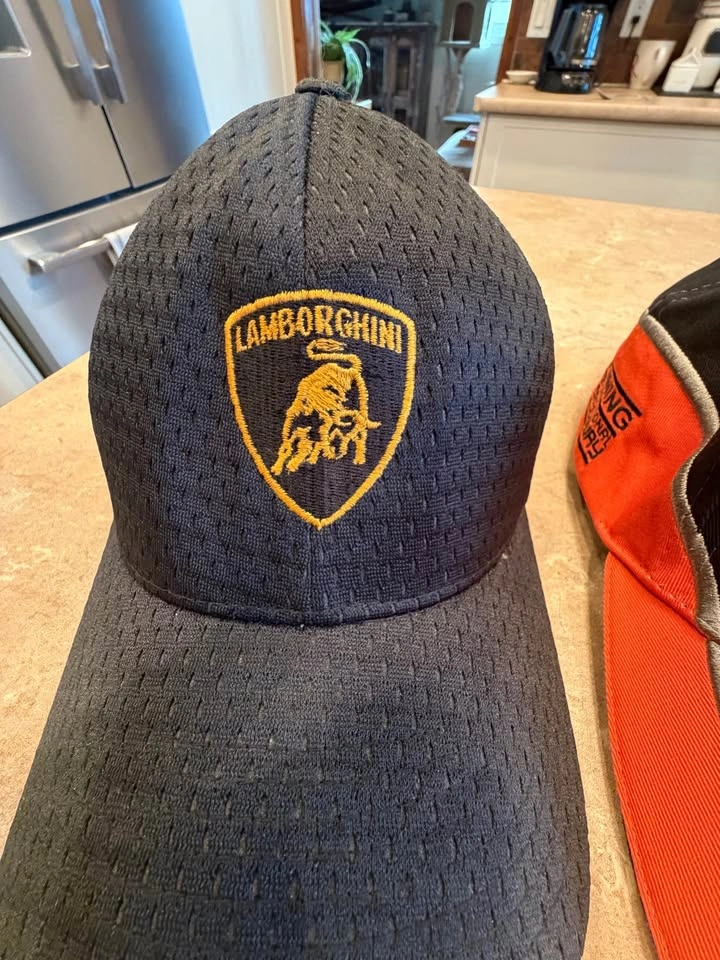 Hats for the car lover - photo 2