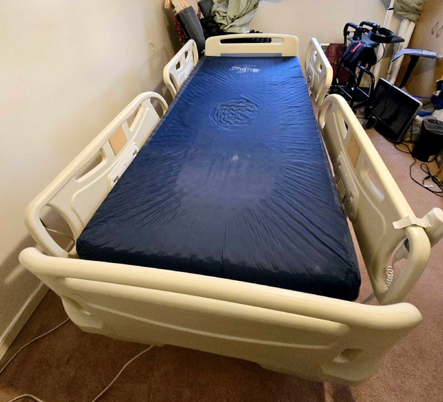 General care Medical bed fully functional