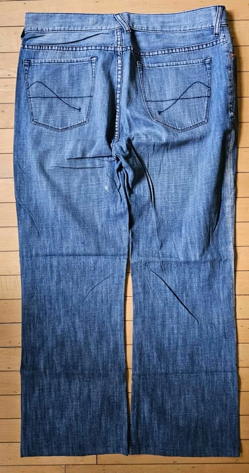 Vintage GUESS Jeans USA Wide Leg / Bootcut Denim - Size 33 - photo 2