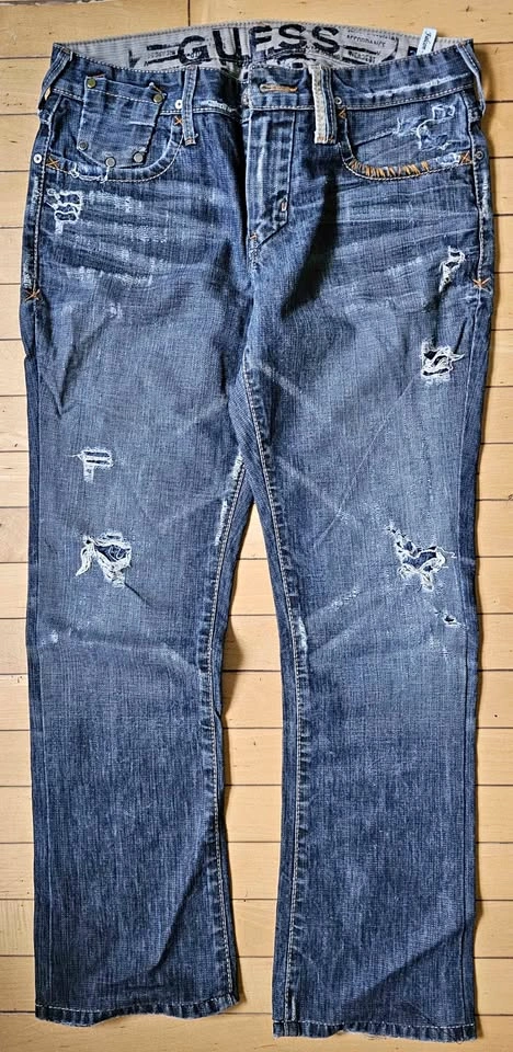 Vintage GUESS Premium Falcon Bootcut Distressed Jeans - Size 33
