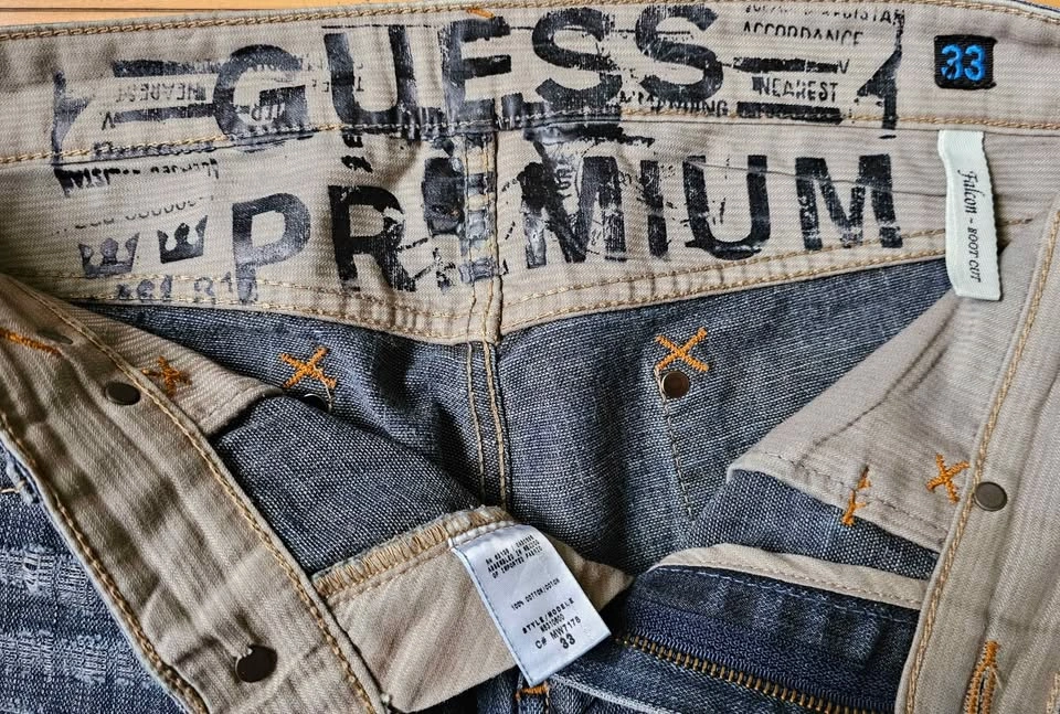 Vintage GUESS Premium Falcon Bootcut Distressed Jeans - Size 33 - photo 3