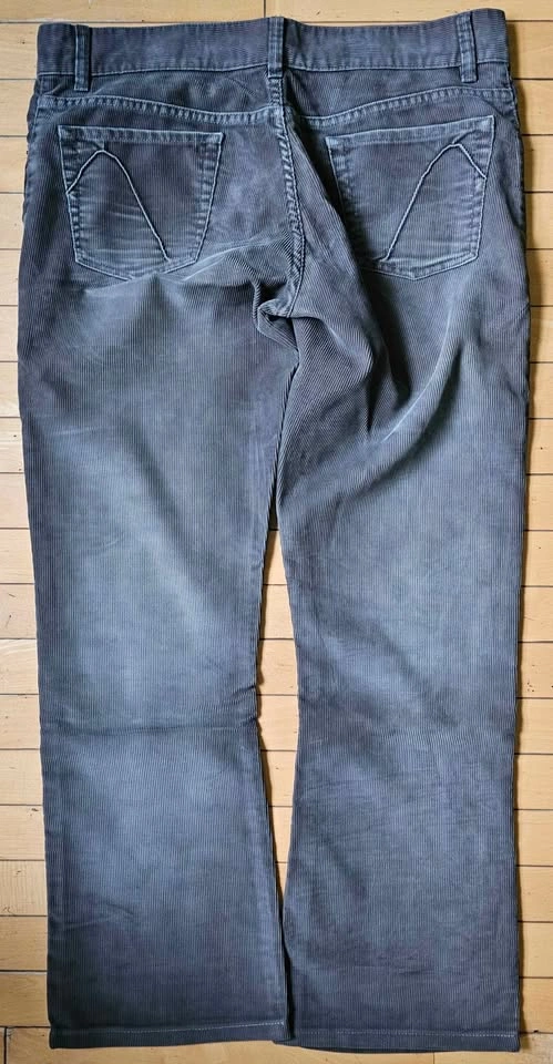 Vintage GUESS Jeans Premium Grey Corduroy Bootcut Pants - Size 3 - photo 2