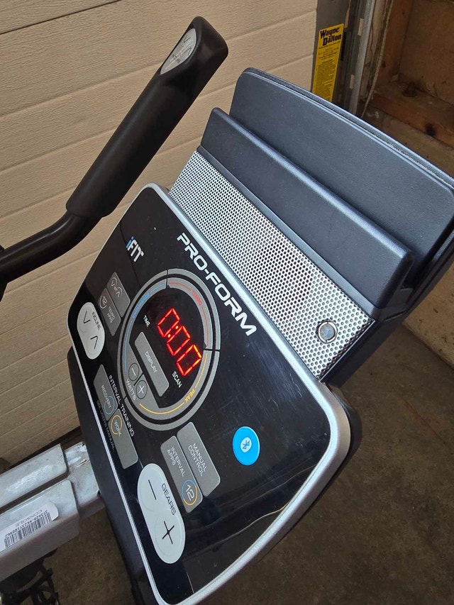 PROFORM TOUR DE FRANCE STATIONARY EXERCISE BIKE CYCLING - MINT - photo 4