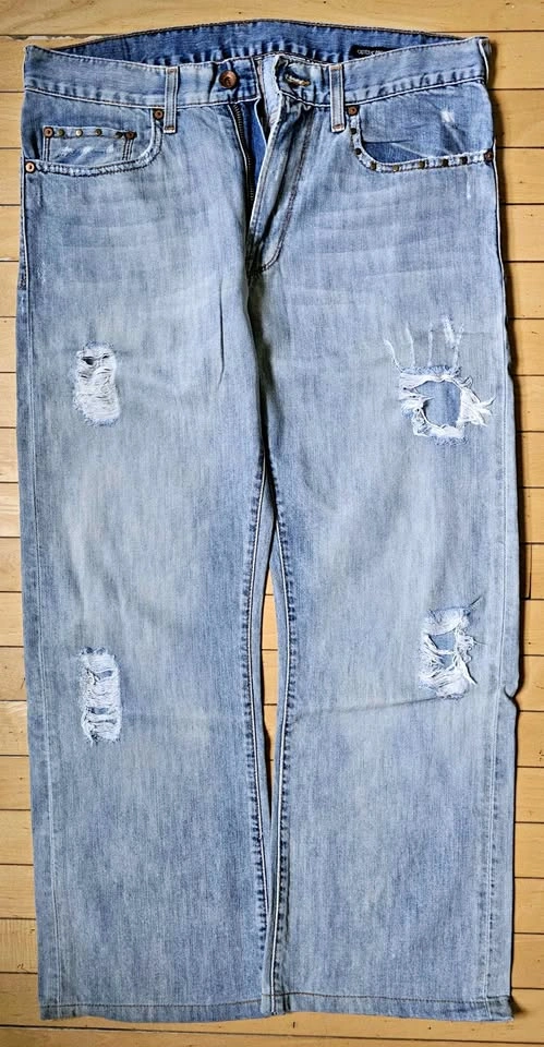 Vintage GUESS Premium Distressed Studded Light Wash Jeans - Size