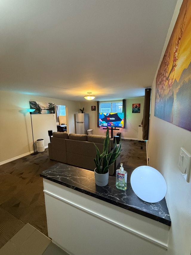 Private Room | 1,300 Sq Ft Suite + Large Yard | Allendale - photo 2