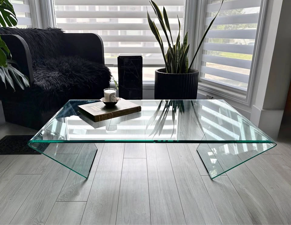 VINTAGE POST MODERN ITALIAN CURVED GLASS COFFEE TABLE!