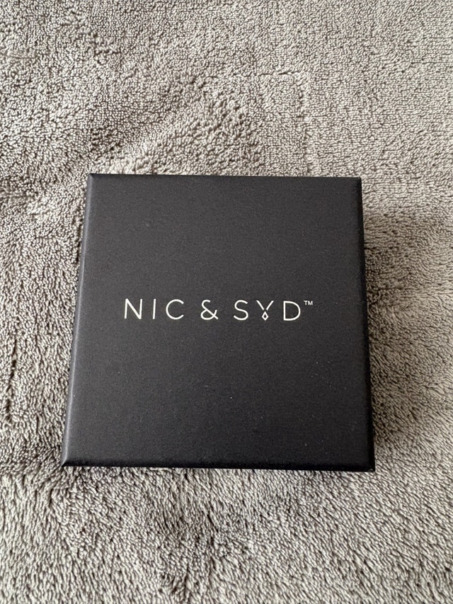 Nic & Syd Droplet Pendant Necklace - photo 2