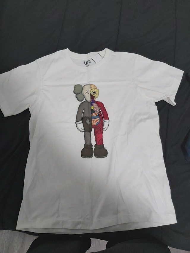 Kaws x Uniqlo UT white graphic tee - photo 3
