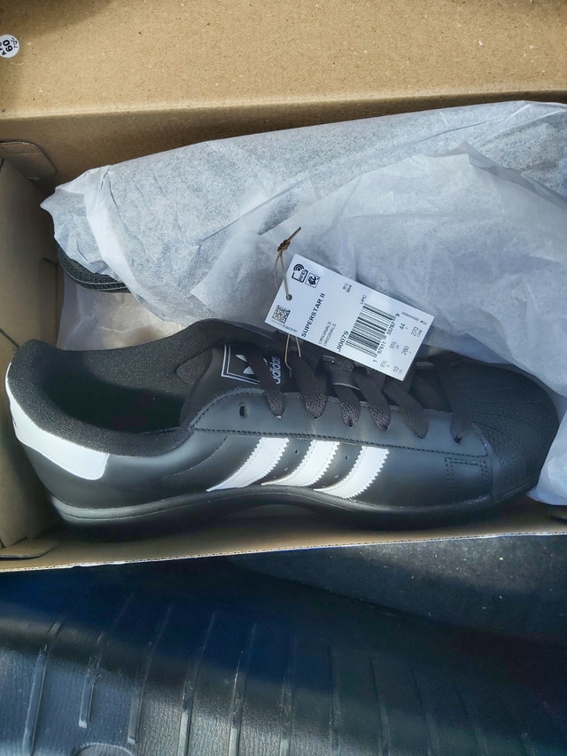 Adidas shell toe superstar