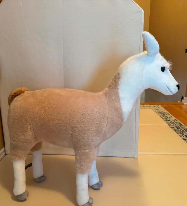 Melissa & Doug Lifelike Plush Llama