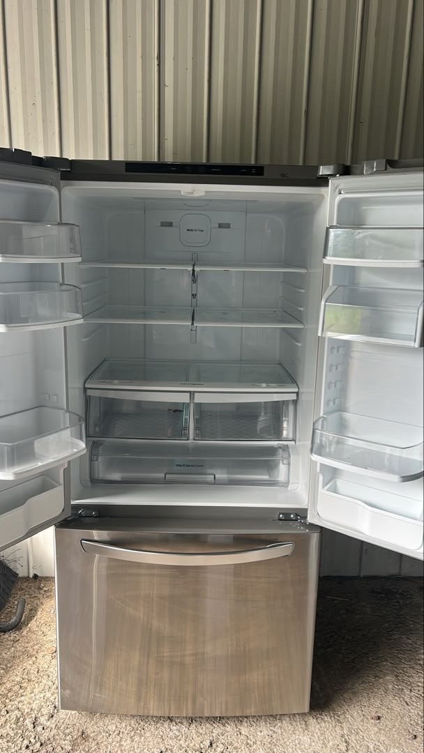 LG French Door Refrigerator LFC20786ST - photo 2