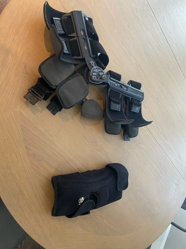 DonJoy Knee Brace