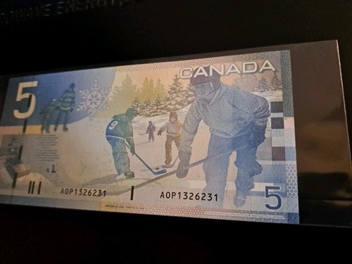2006 Bank of Canada $5 Four Digit Radar Note AOP 1326231 UNC - photo 4