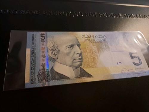 2006 Bank Of Canada $5 Four Digit Radar Note AOL 4730374 UNC - photo 5