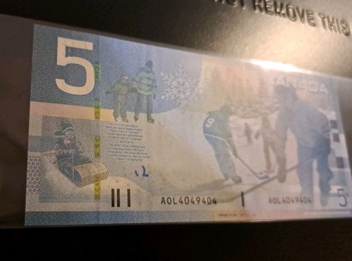 2006 Bank of Canada $5 Three Digit Radar Note - photo 3