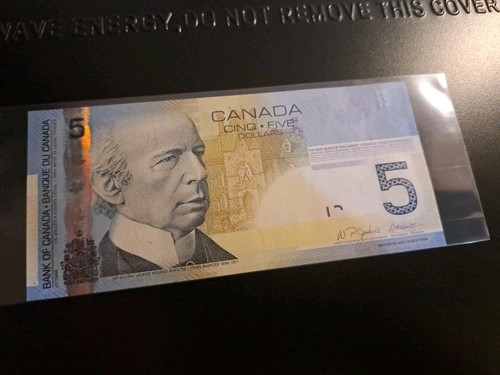 2006 Bank Of Canada $5 Four Digit Radar Note AOP 1387831 - photo 5