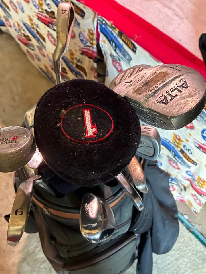 Bennington golf bag with clubs - photo 2