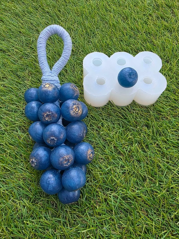 Handmade 6 Blueberry Mold - photo 3