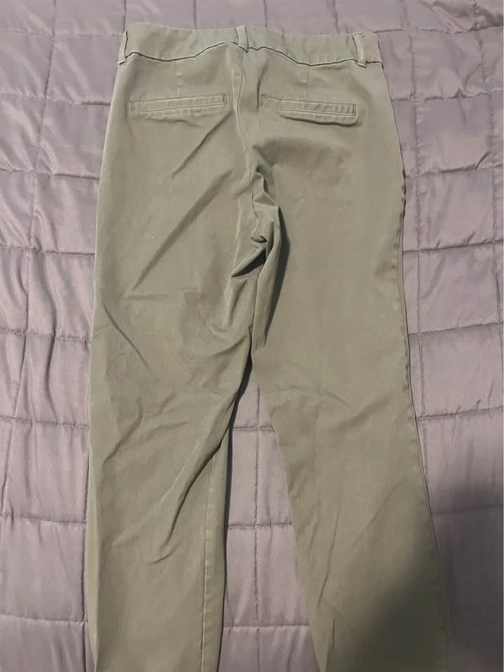 Brand New Old Navy Canvas Pants, Size 2 (Khaki Green) - photo 2