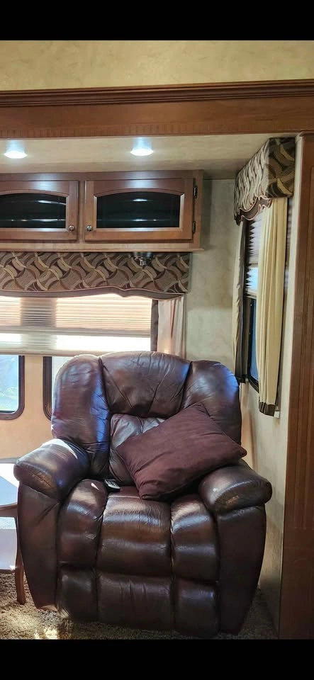 Leather Reclining loveseat - Burgundy - photo 2
