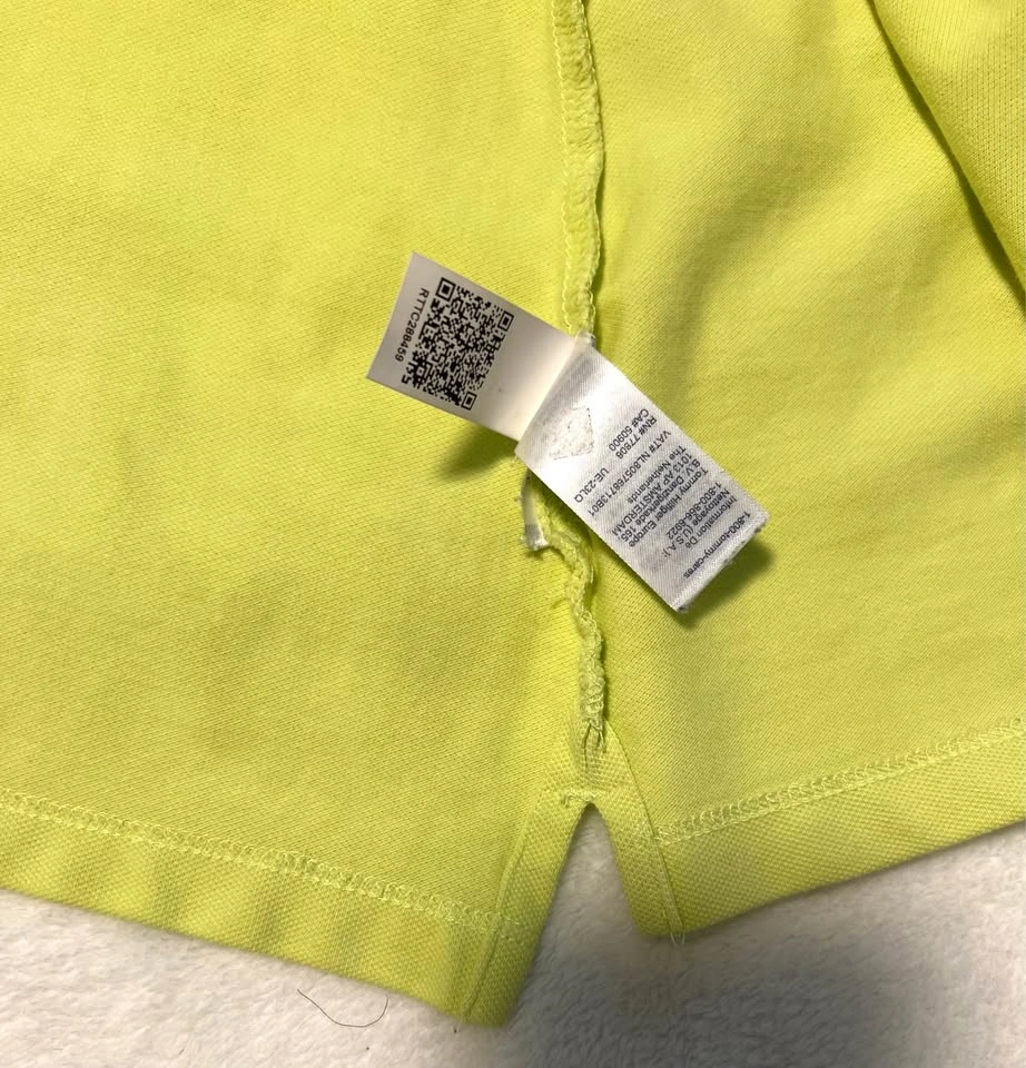 Tommy Hilfiger Women’s Polo Shirt size Medium - photo 4