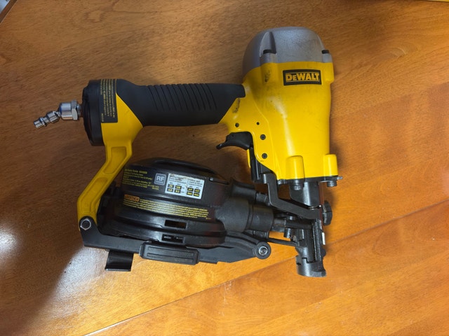 DEWALT 15-Degree Pneumatic Coil Roofing Nailer
