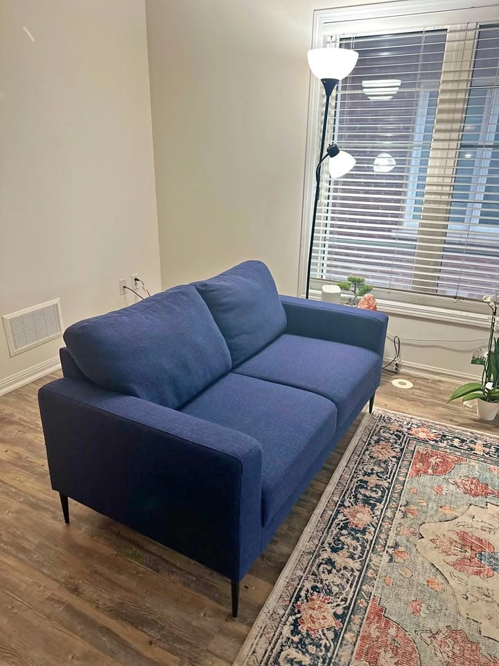 Sofa (TERESA Timeless loveseat)