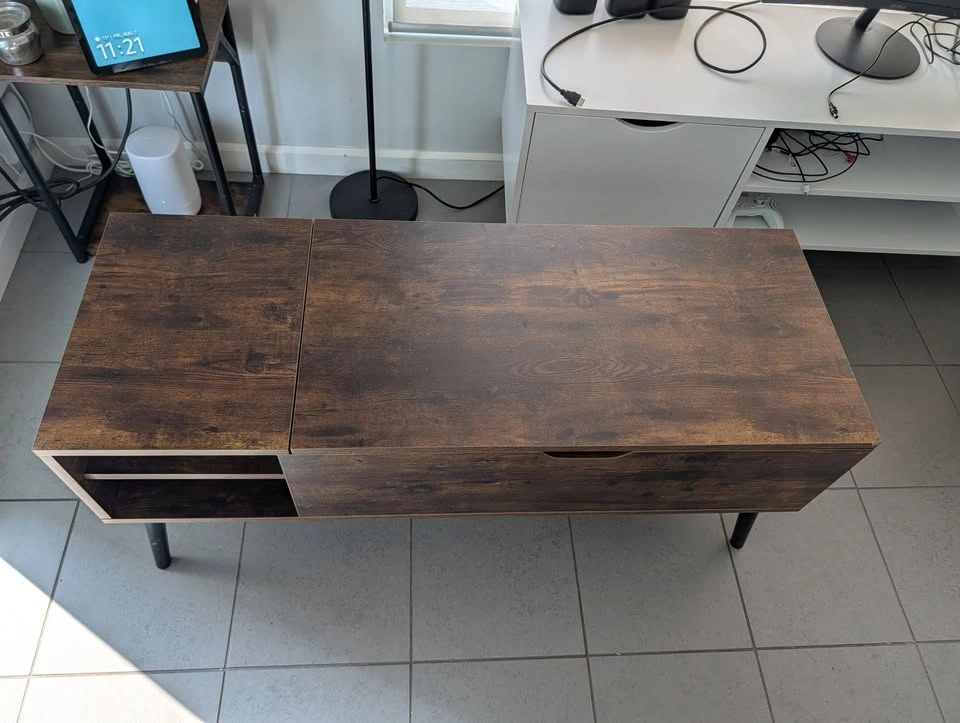 Lift-Top Coffee Table with Storage - Used in Very Good Condition - photo 2