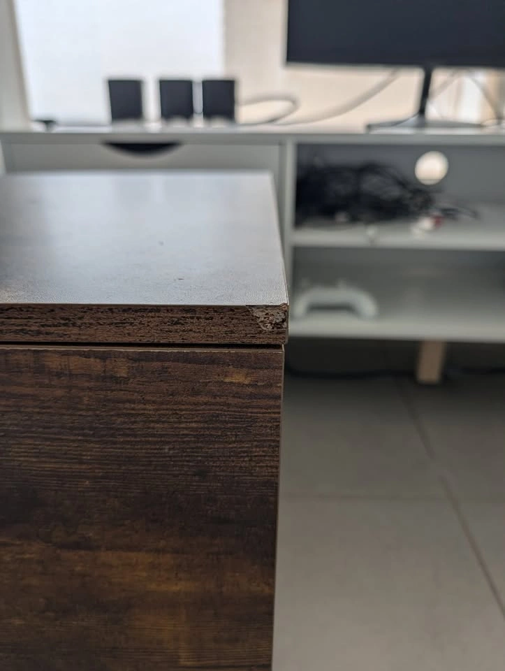 Lift-Top Coffee Table with Storage - Used in Very Good Condition - photo 3