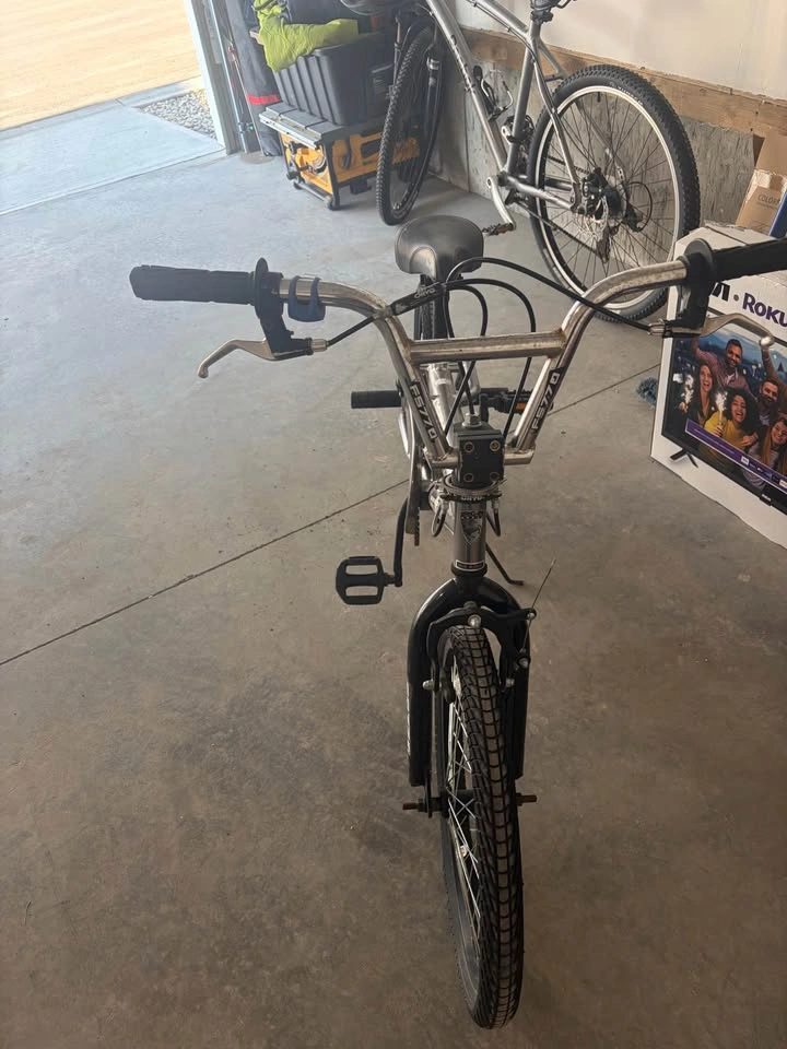 BMX bike - photo 2