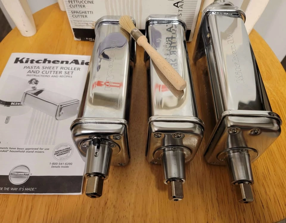 KitchenAid KPRA 3-Piece Pasta Roller & Cutter Set / NEW - photo 2