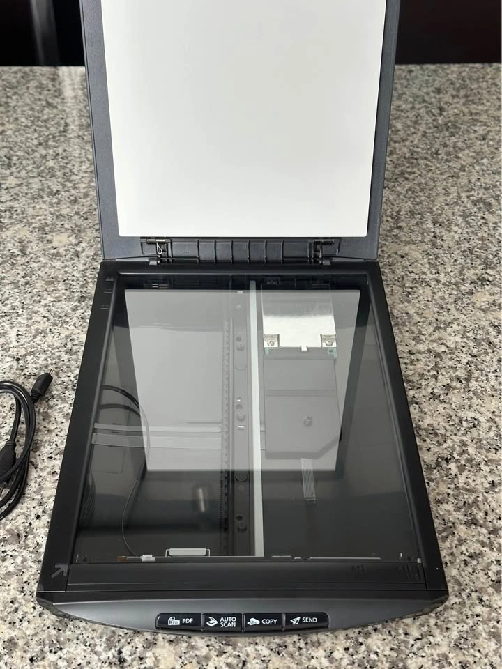 Canon CanoScan LiDE 120 Scanner - photo 3
