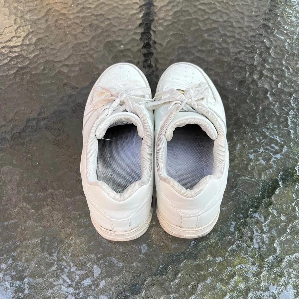 Women’s White Sneakers size 37 - photo 2