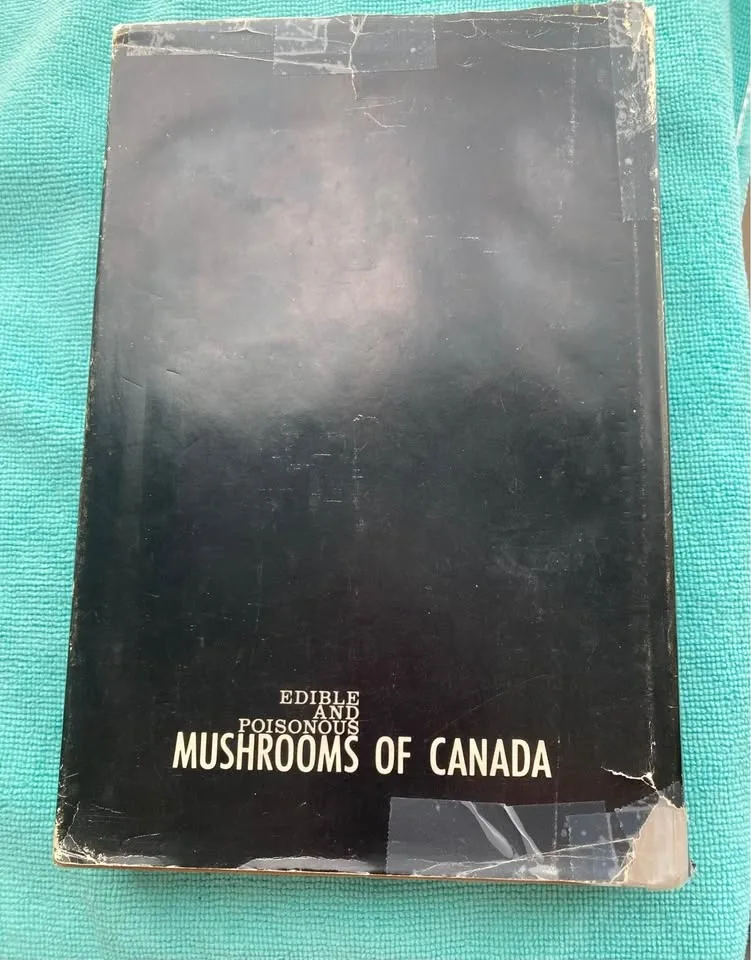 Vintage Mushroom Book Edible & Poisonous Mushrooms Of Canada - photo 4