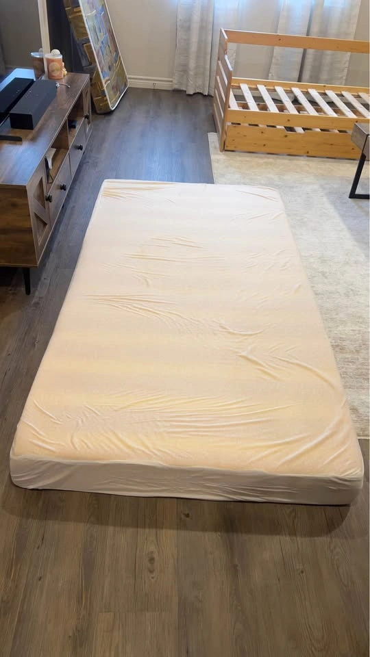 2 Twin Size Foam Mattress!!! - photo 2