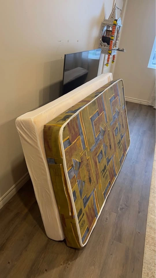 2 Twin Size Foam Mattress!!! - photo 3