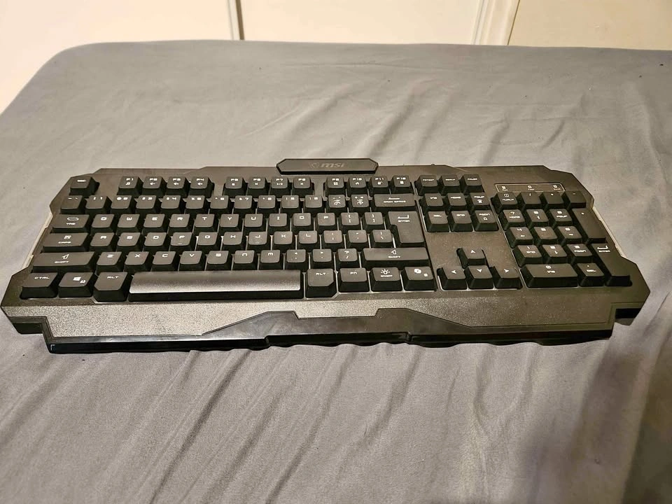 MSI K322 Wired mouse + keyboard combo