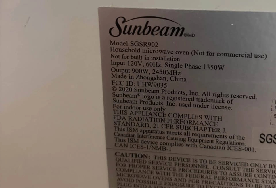 MOVING SALE Sunbeam SGSR902 Microwave Oven - photo 3