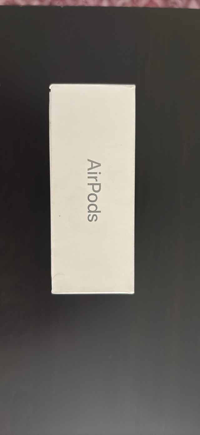 Apple AirPod 4s - photo 2