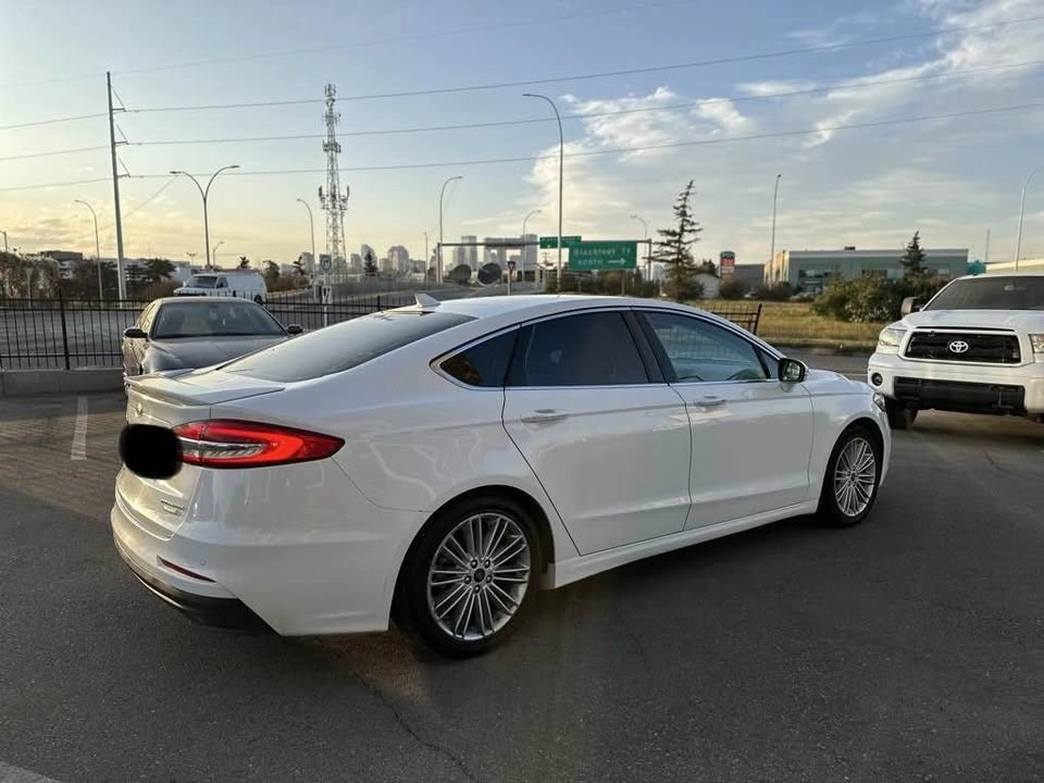2020 Ford Fusion Hybrid - photo 4