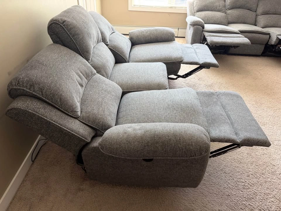 Chandler Power Recline Sofa - photo 2