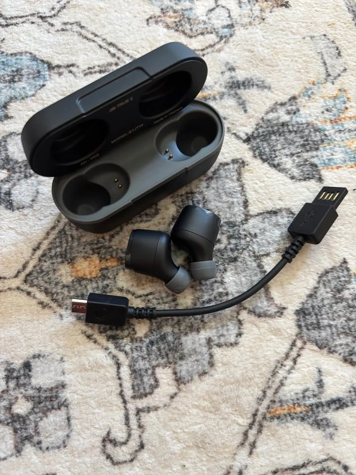 Skullcandy Jib True 2 Wireless Earbuds – Charging Case & Cable I - photo 2