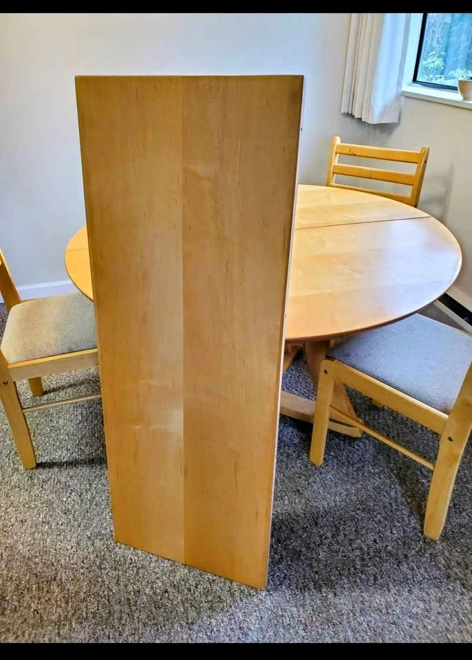 Round Wooden Dining Table with 4 Chairs and Extension Leaf - photo 3