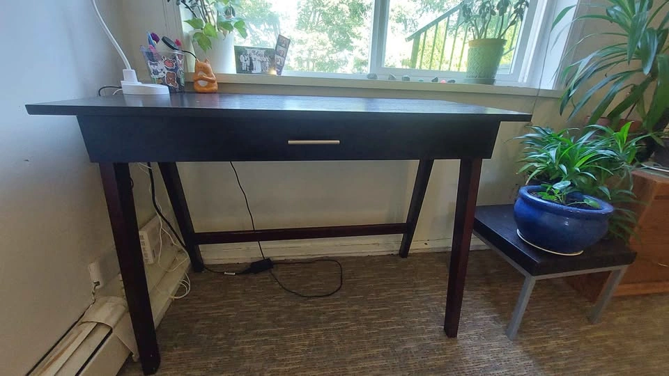 Dark Wood Grain Single Drawer Desk - photo 4