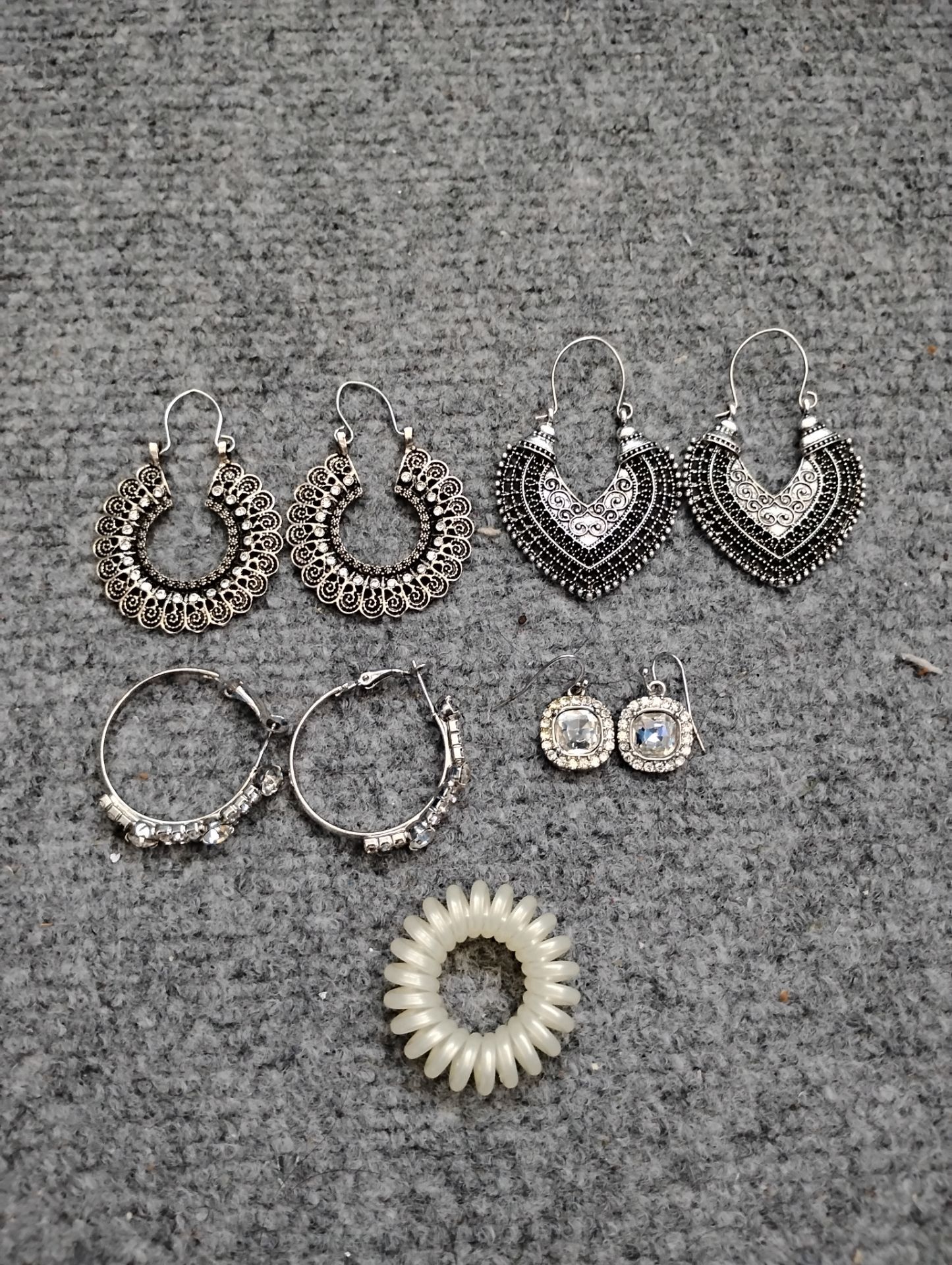 Jewelry - photo 2
