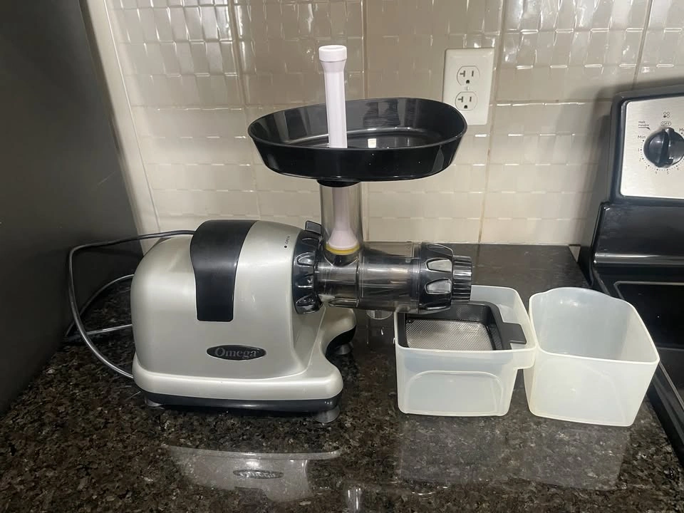 Omega Horizontal Slow Juicer, 150W, 4 Cups - photo 2