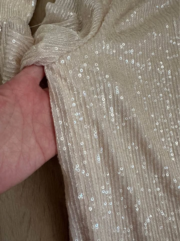 H&M Sparkly Sequin Long Sleeve Shift Dress - photo 5