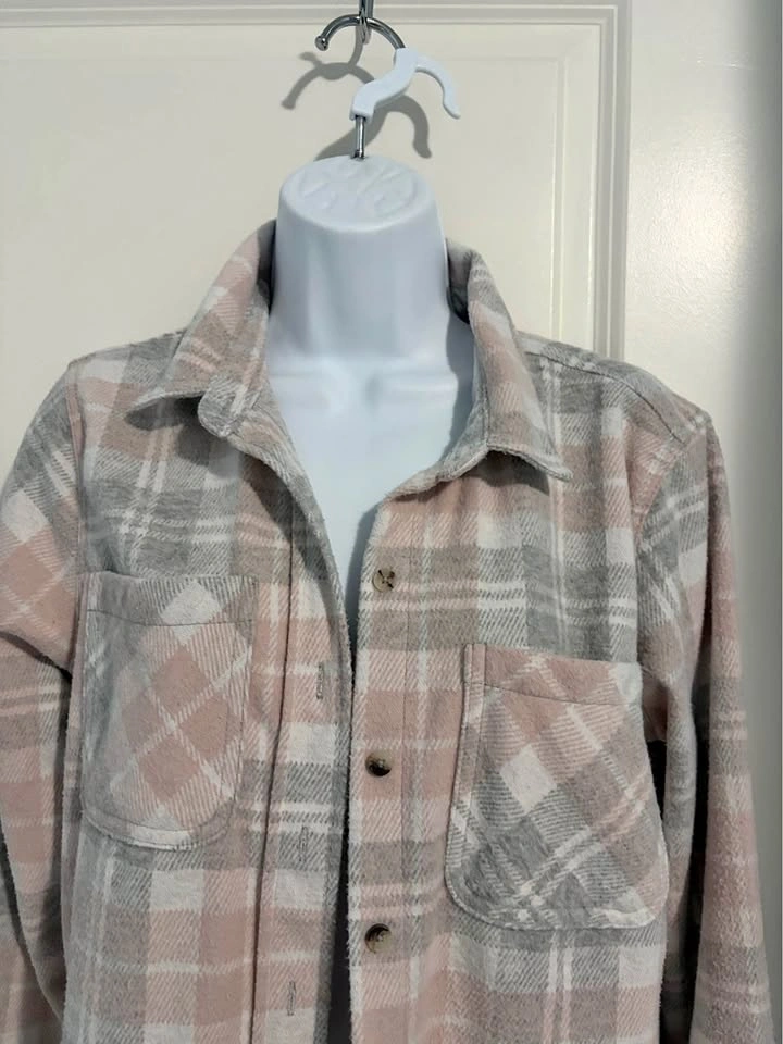 Shirt size Small