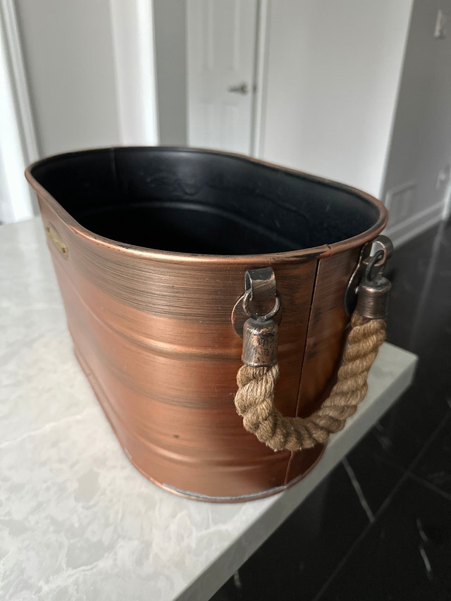 Vintage-style Russet & Silver copper-finish oval storage tub - photo 2