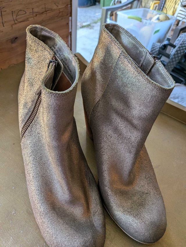 Metallic Gold/Brown Textured Women's Ankle Boots - photo 4